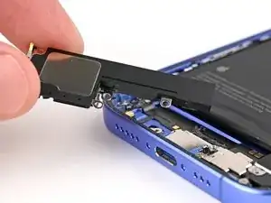iPhone 16 Loudspeaker Removal