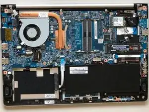 why! N131WU Laptop: Accessing the main components