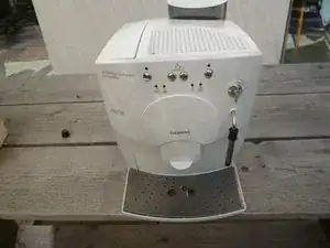 Q2UPhfbroAeCRfjS