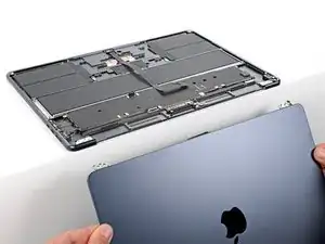 MacBook Air 2022 (M2) Screen Replacement
