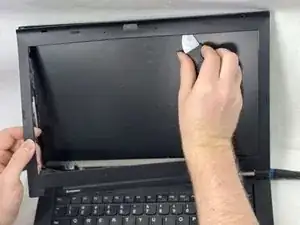 sMII2tFLiddkCbkE