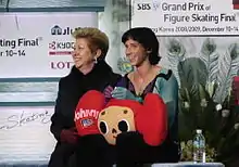 Weir and Zmievskaya during the 2008 Grand Prix Final
